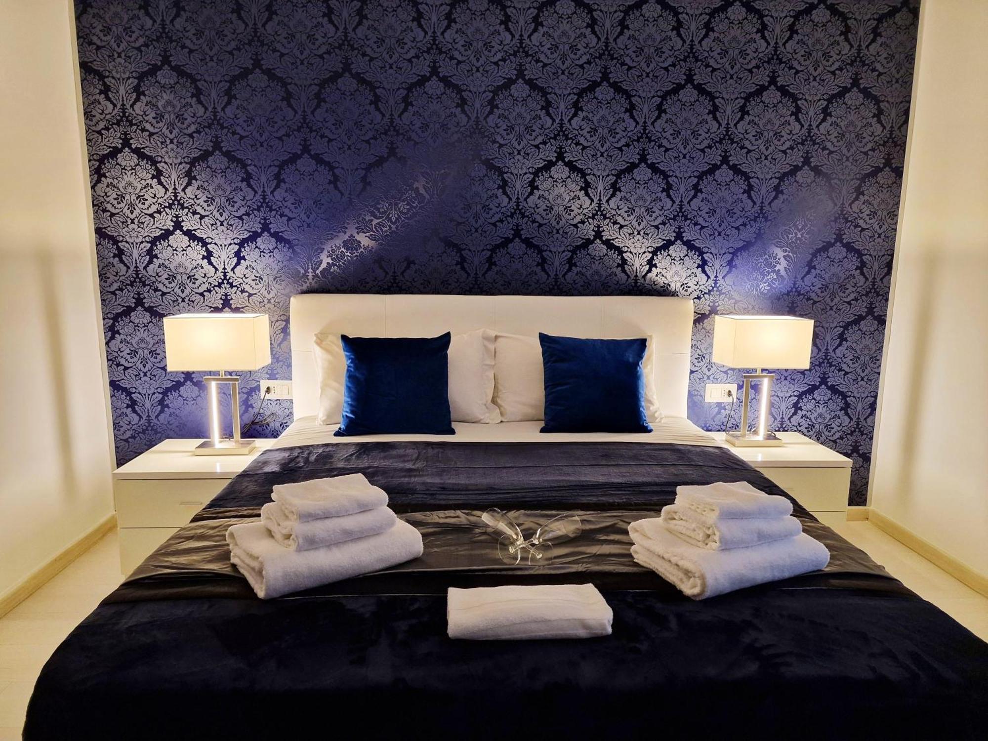 Couette-café Maschio Angioino Naples